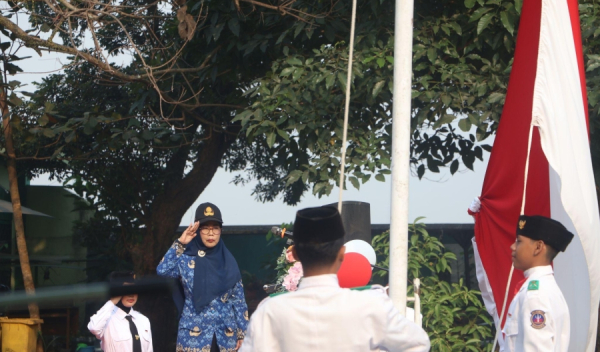 Khidmat dan Penuh Semangat, SMAN 6 Kota Malang Gelar Upacara Peringatan HUT Ke-81 Kemerdekaan Republik Indonesia