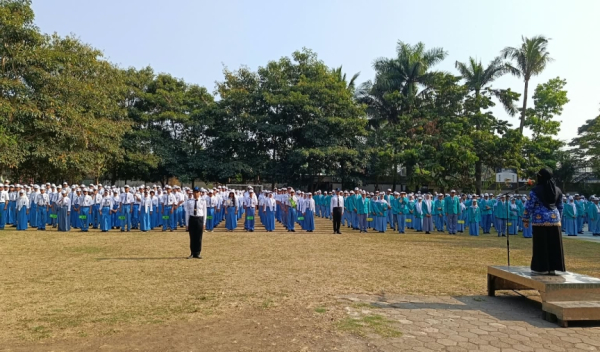 SMAN 6 Kota Malang Gelar Upacara Peringatan HUT ke-81 Provinsi Jawa Timur