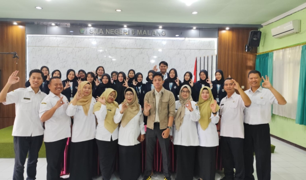 SMAN 6 Kota Malang Sambut 17 Mahasiswa Asistensi Mengajar Universitas Malang